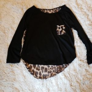Black with animal print top size XXL